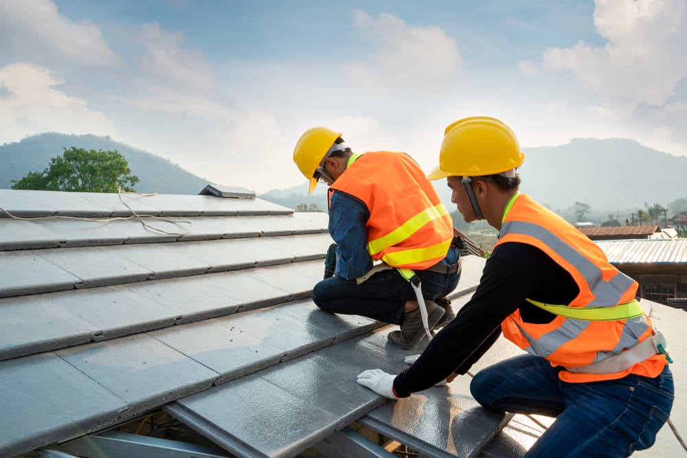 roof repair in Agoura Hills CA